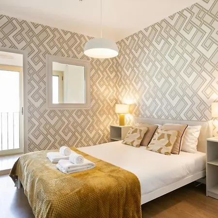 Appartement Modern 2bdr Flat In The City's Heart!